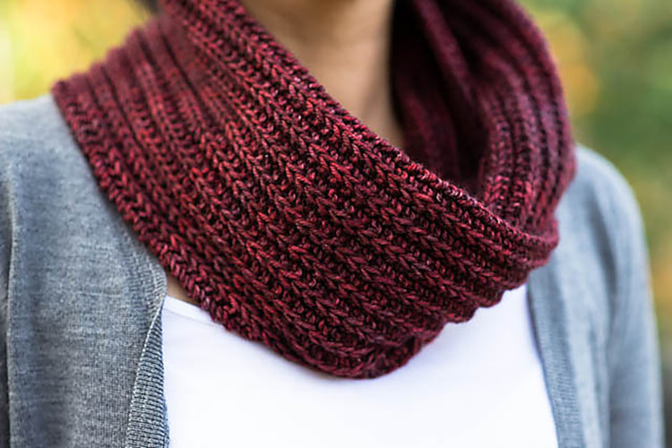 SweetGeorgia Pattern - Barbara Cowl