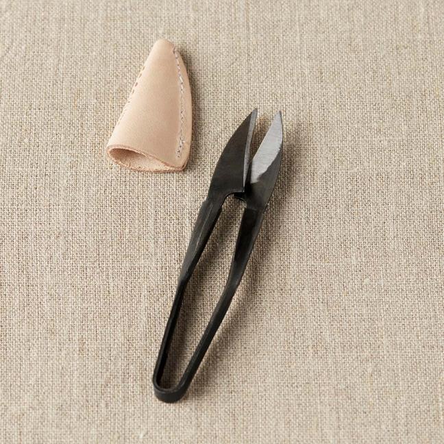 CocoKnits Yarn Snip with Leather Cover