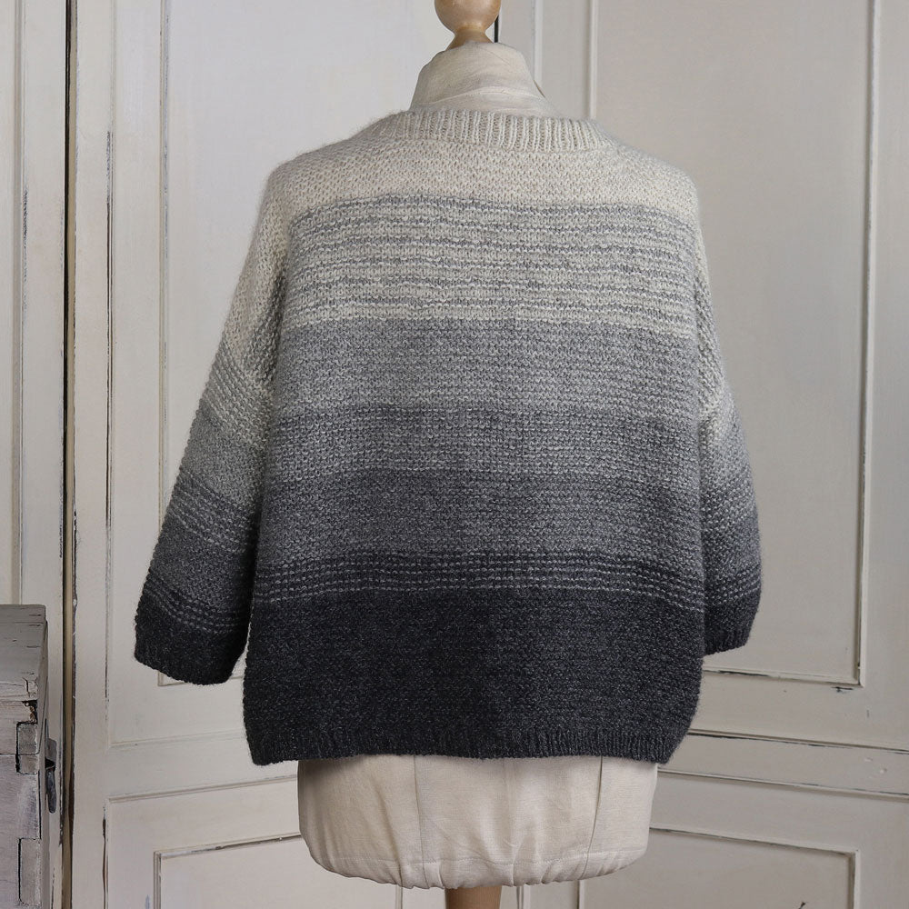 Back of the Mellbreak pullover in garter stitch grey gradient