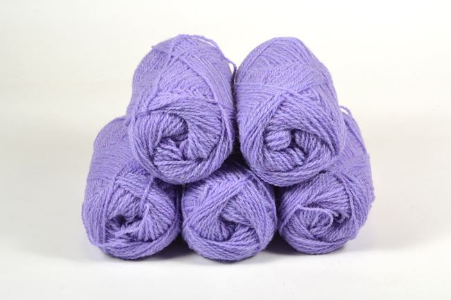 Jamieson and Smith 2 ply Jumper Weight Shetland Yarn