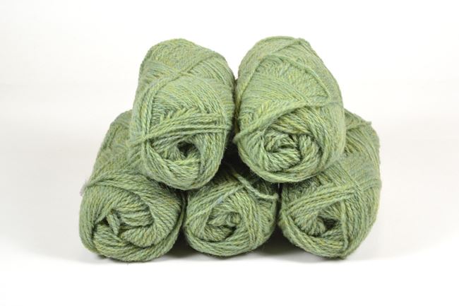 Jamieson and Smith 2 ply Jumper Weight Shetland Yarn