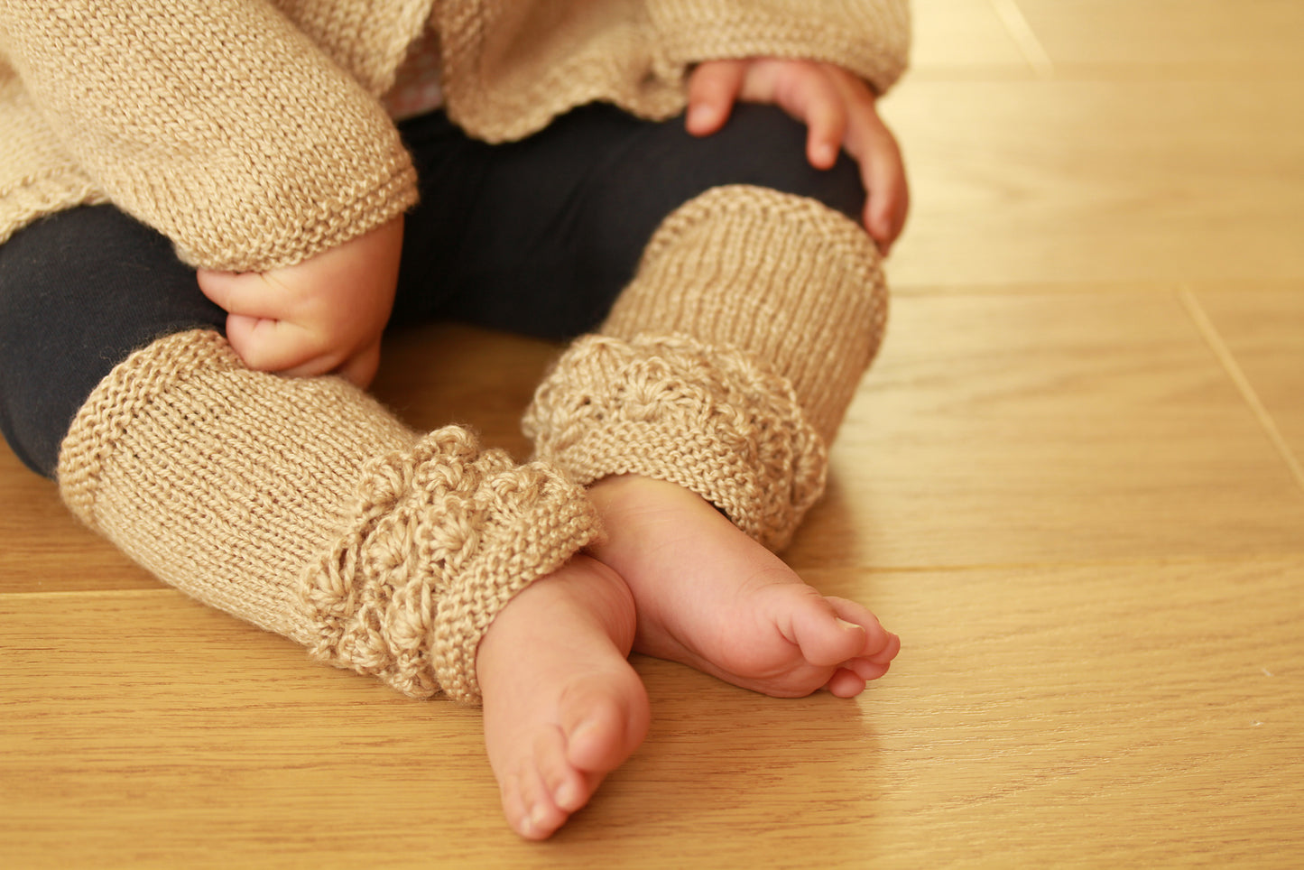 Fyberspates Pattern - Corlyna Hat and Legwarmers
