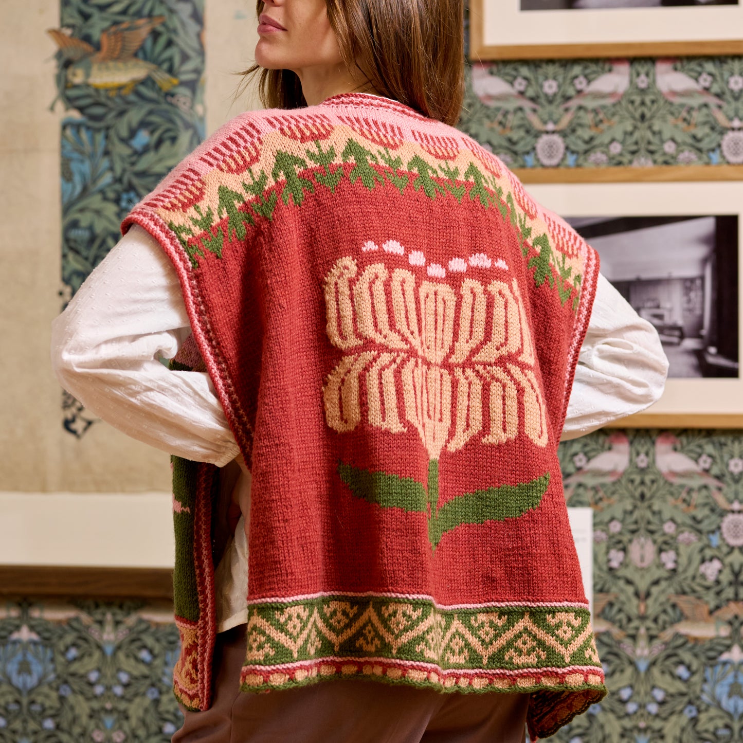 Chrysanthemum Knitted Shawl Pattern