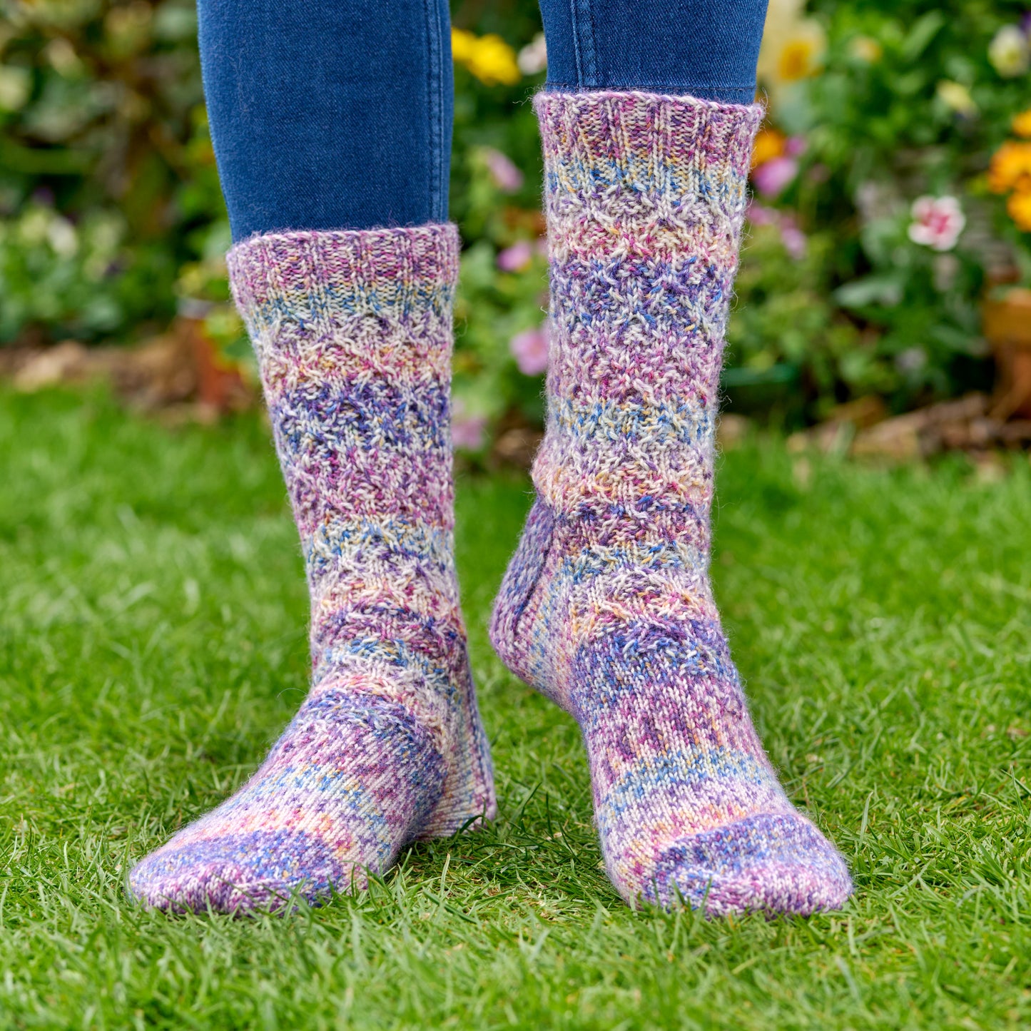 West Yorkshire Spinners Pattern - Flutter Socks