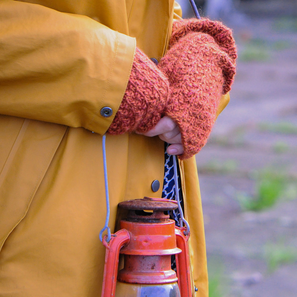 Broken Furrow Mitts